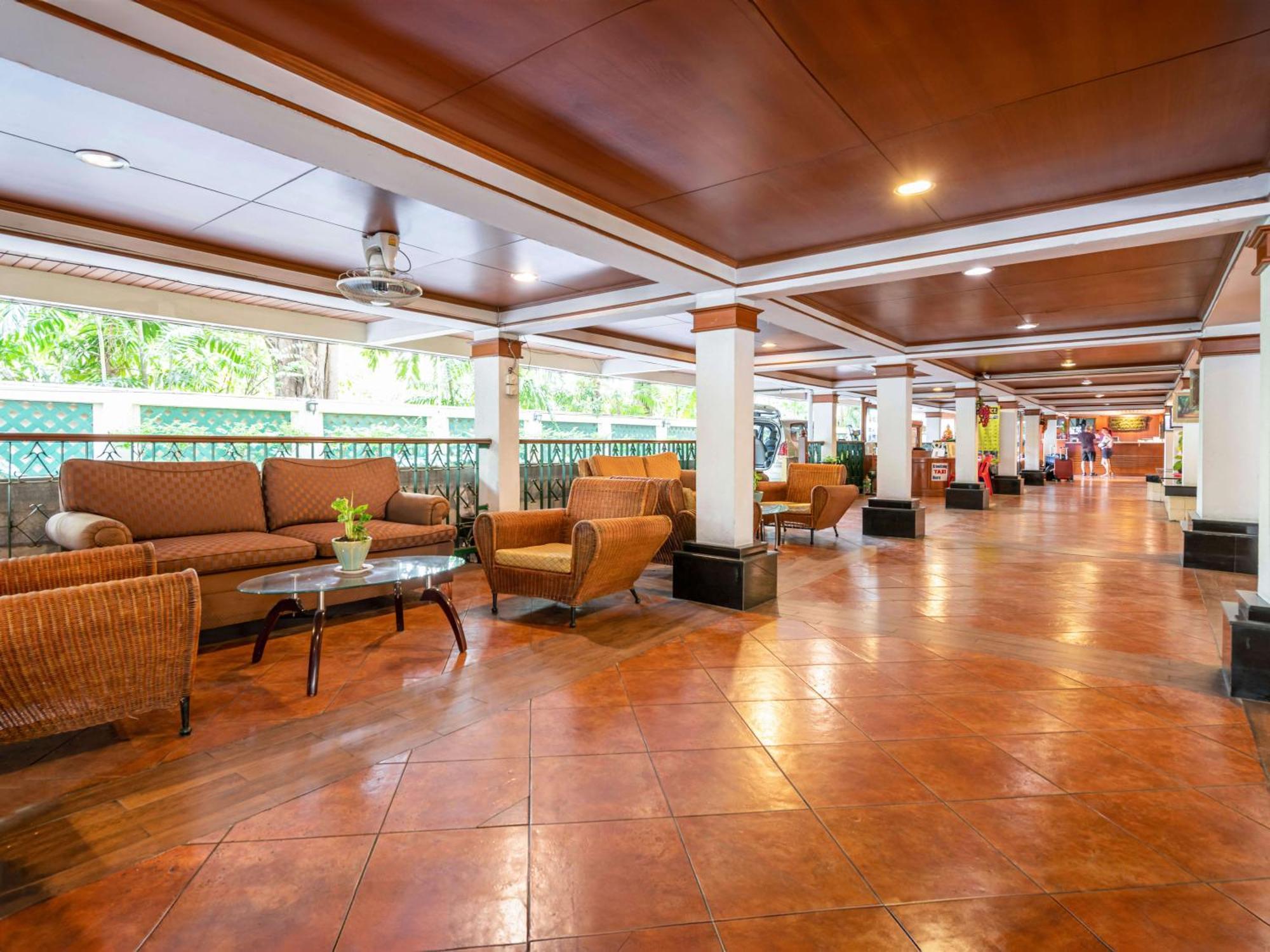 Royal Ivory Sukhumvit Nana Hotel Banguecoque Exterior foto