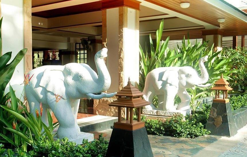 Royal Ivory Sukhumvit Nana Hotel Banguecoque Exterior foto