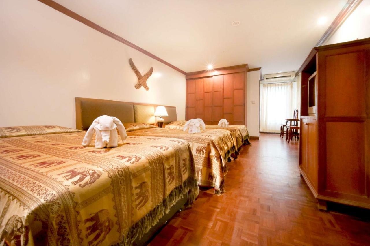 Royal Ivory Sukhumvit Nana Hotel Banguecoque Exterior foto