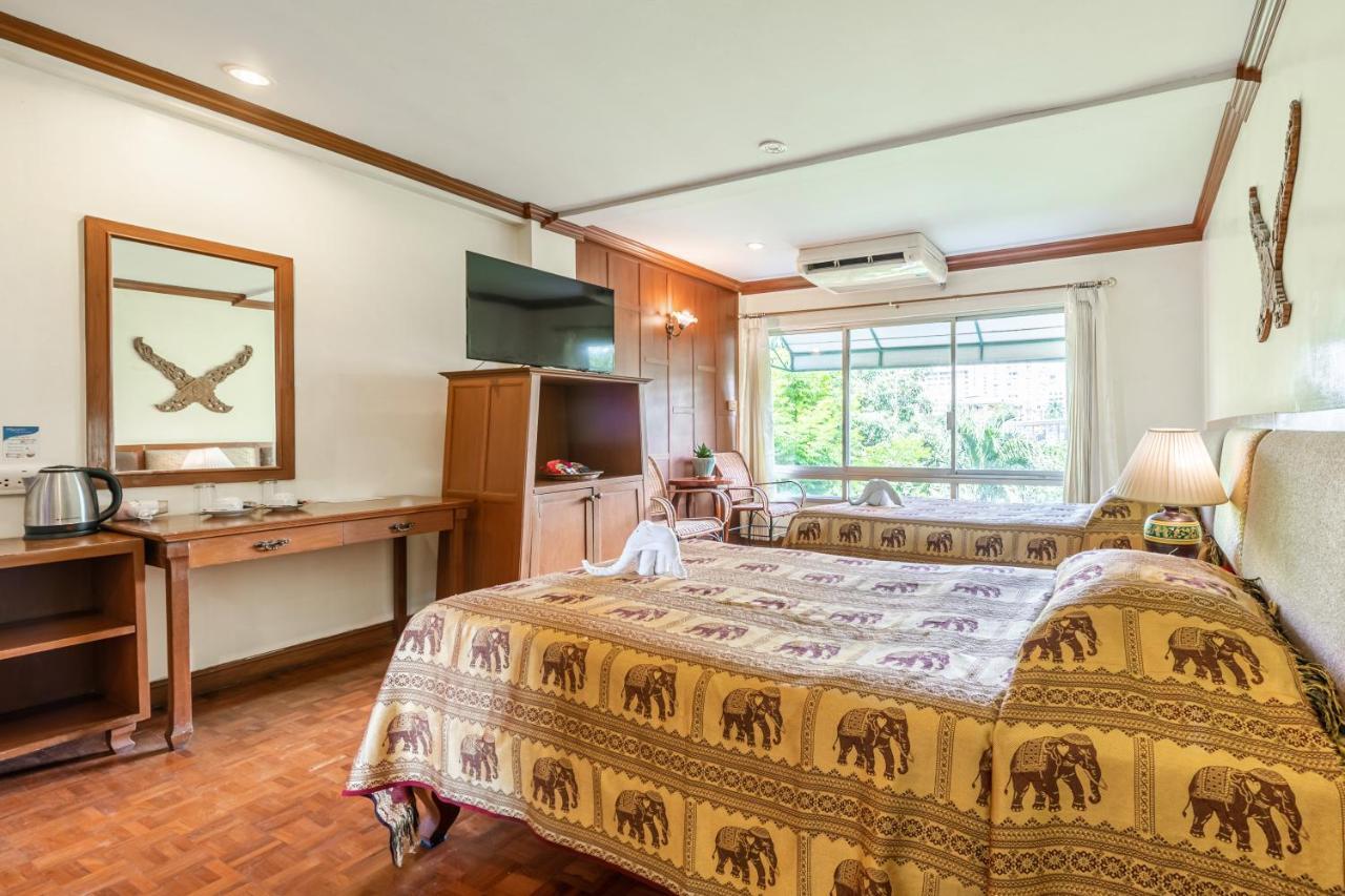 Royal Ivory Sukhumvit Nana Hotel Banguecoque Exterior foto